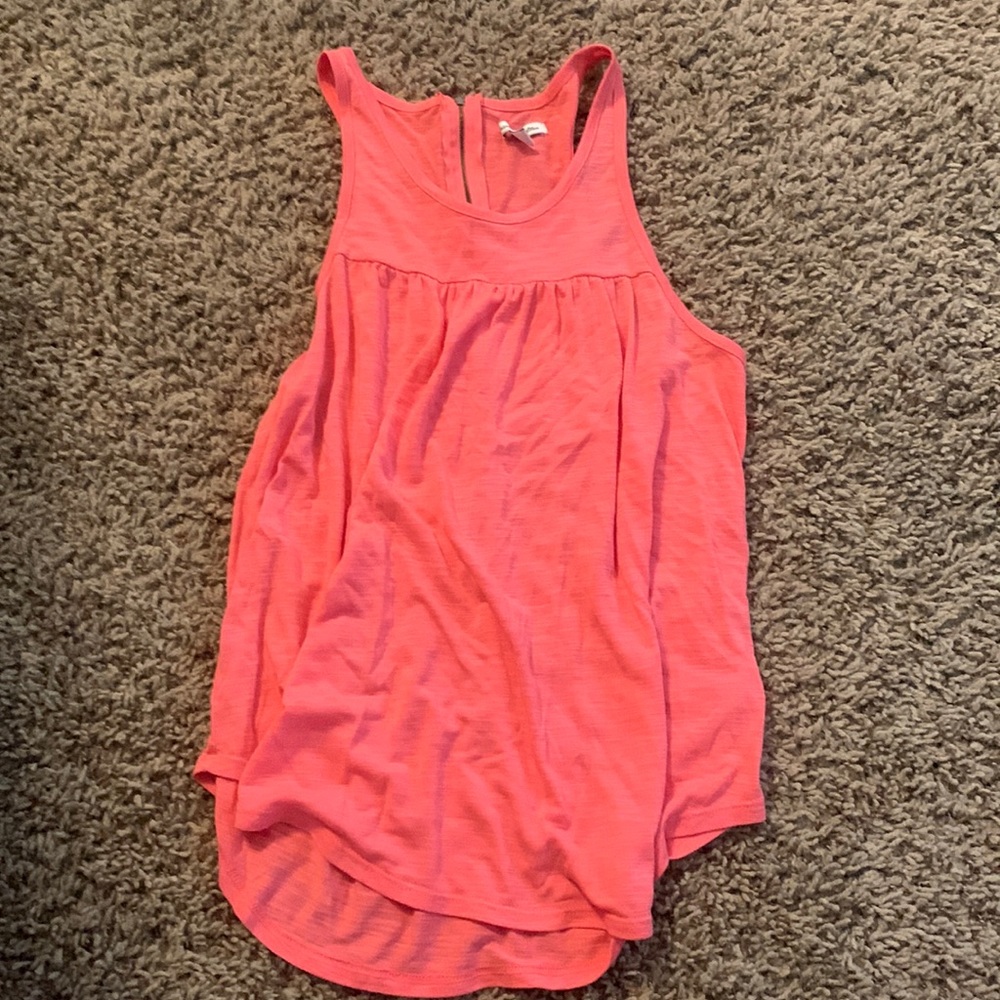 Pink tank top